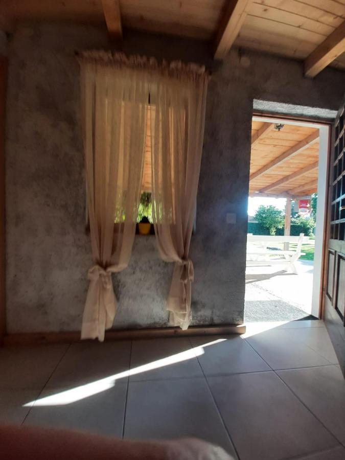 Balabani Local Stay Golubovci Zewnętrze zdjęcie